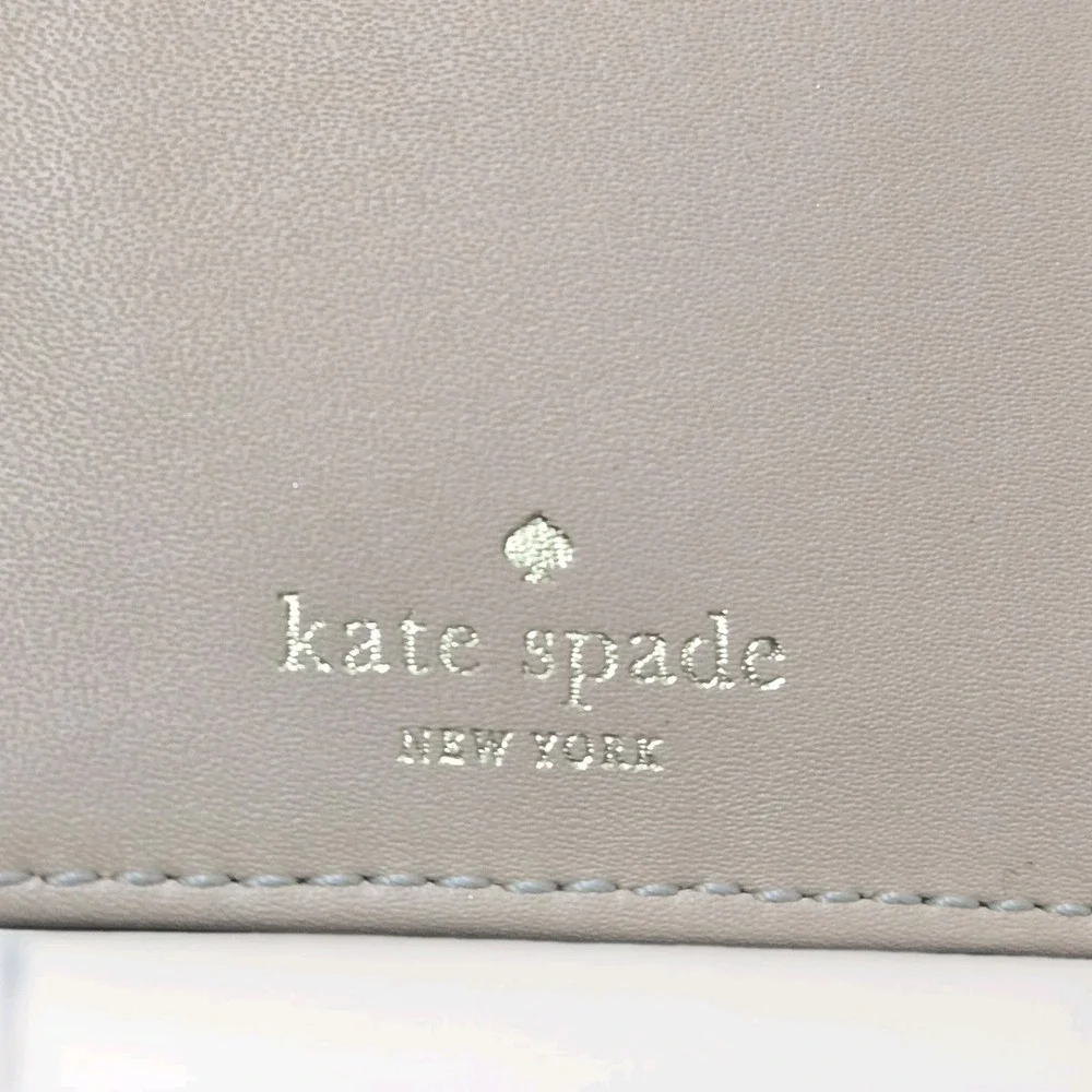 Kate Spade New York Darcy Slim Bifold Wallet Designer Green Leather Snap Zipper